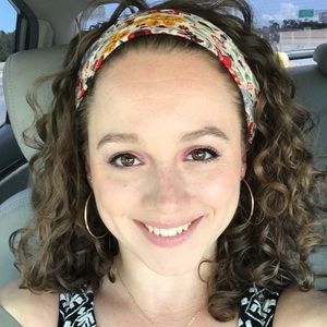 Meet your Posher, Rebecca